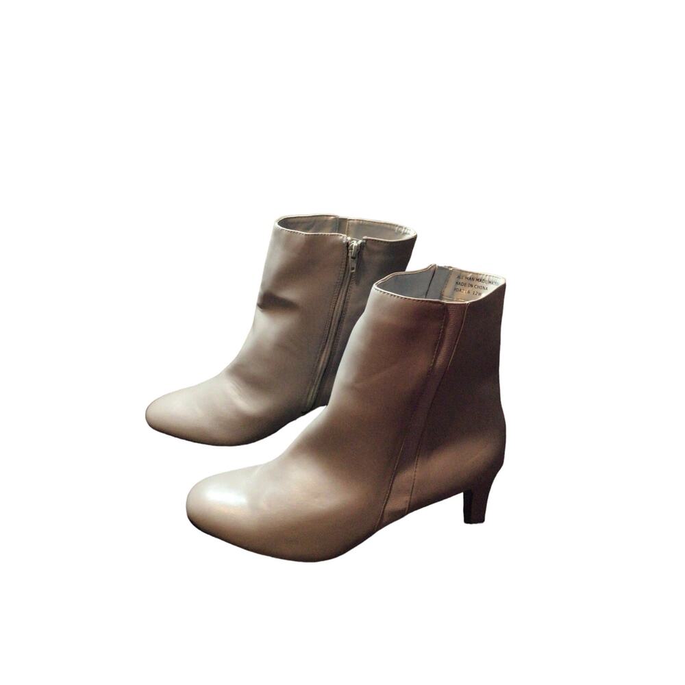 Gray Boots With Heels Women Size 12 W